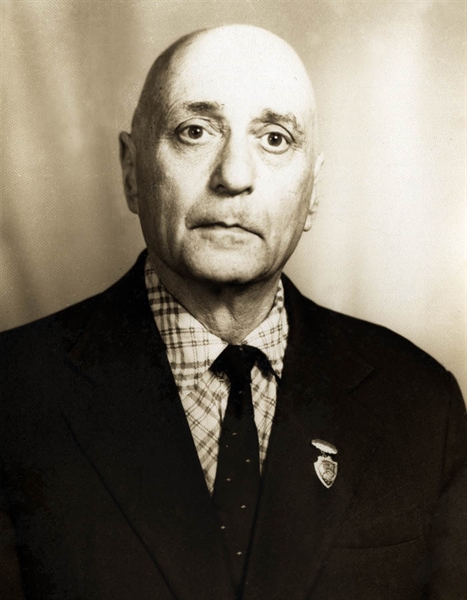 Виктор Моисеевич Кладницкий, апрель 1986 