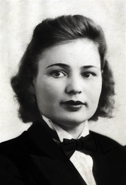 Полина Половникова. 1947 год 